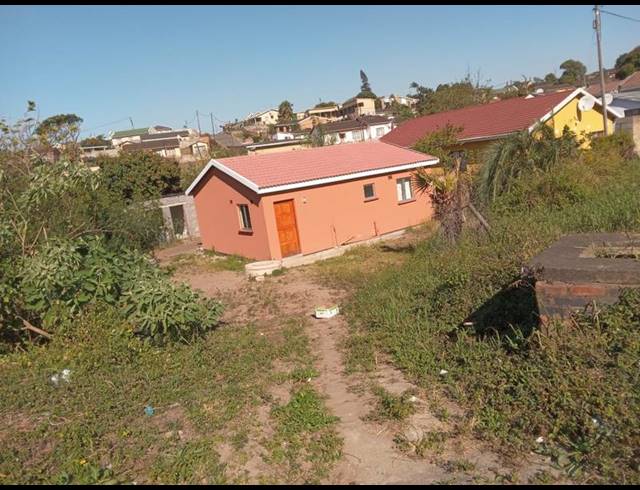 2 BEDROOM HOUSE FOR SALE IN UMLAZI J
